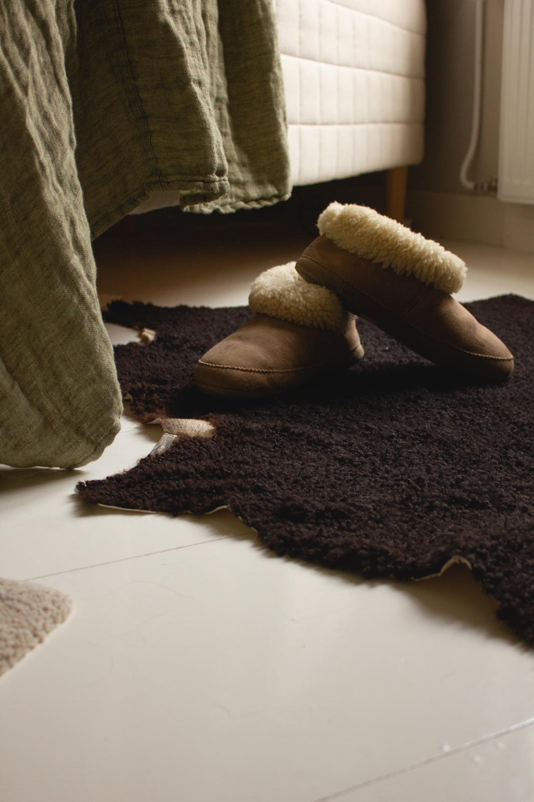 Sheep hide dark - Woolherd
